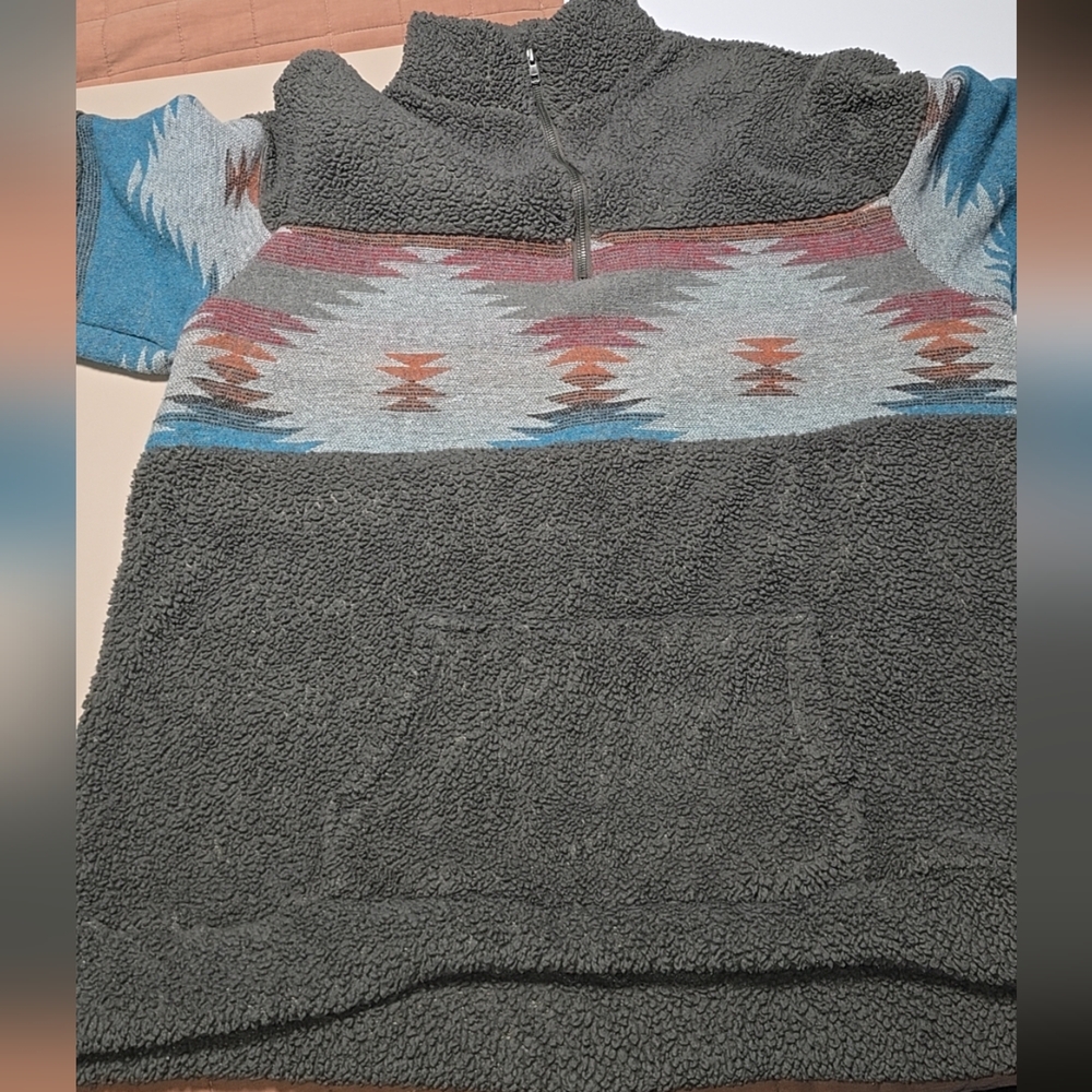 Grace & Emma Gray Fleece Pullover